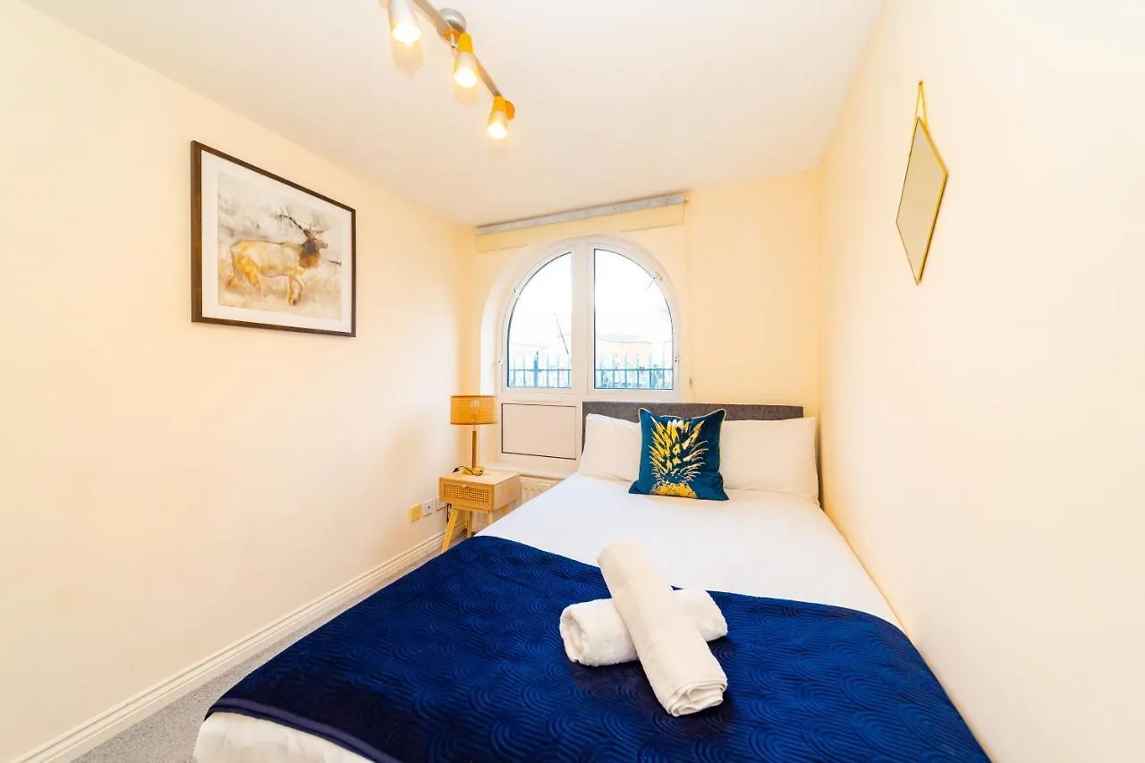 Flash Sale Kemptown 3 Bedrooms Flat Bn278Nep Brighton
