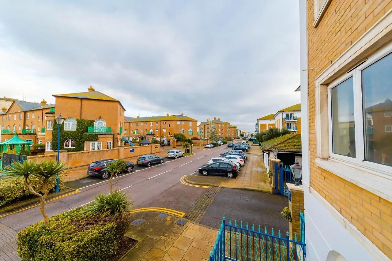 Flash Sale Kemptown 3 Bedrooms Flat Bn278Nep Brighton 0*,