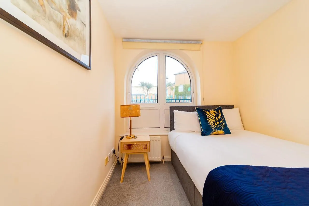 Flash Sale Kemptown 3 Bedrooms Flat Bn278Nep Brighton United Kingdom