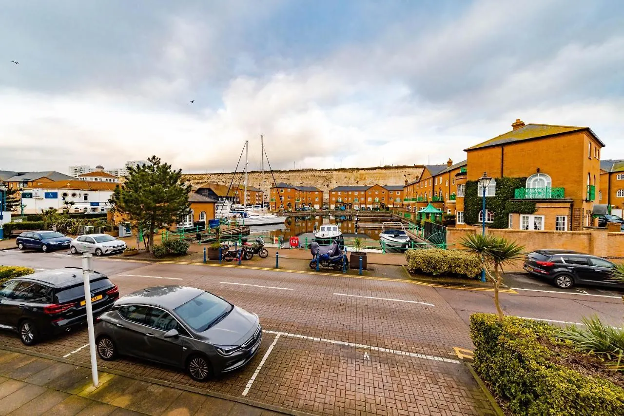 Flash Sale Kemptown 3 Bedrooms Flat Bn278Nep Brighton Apartment